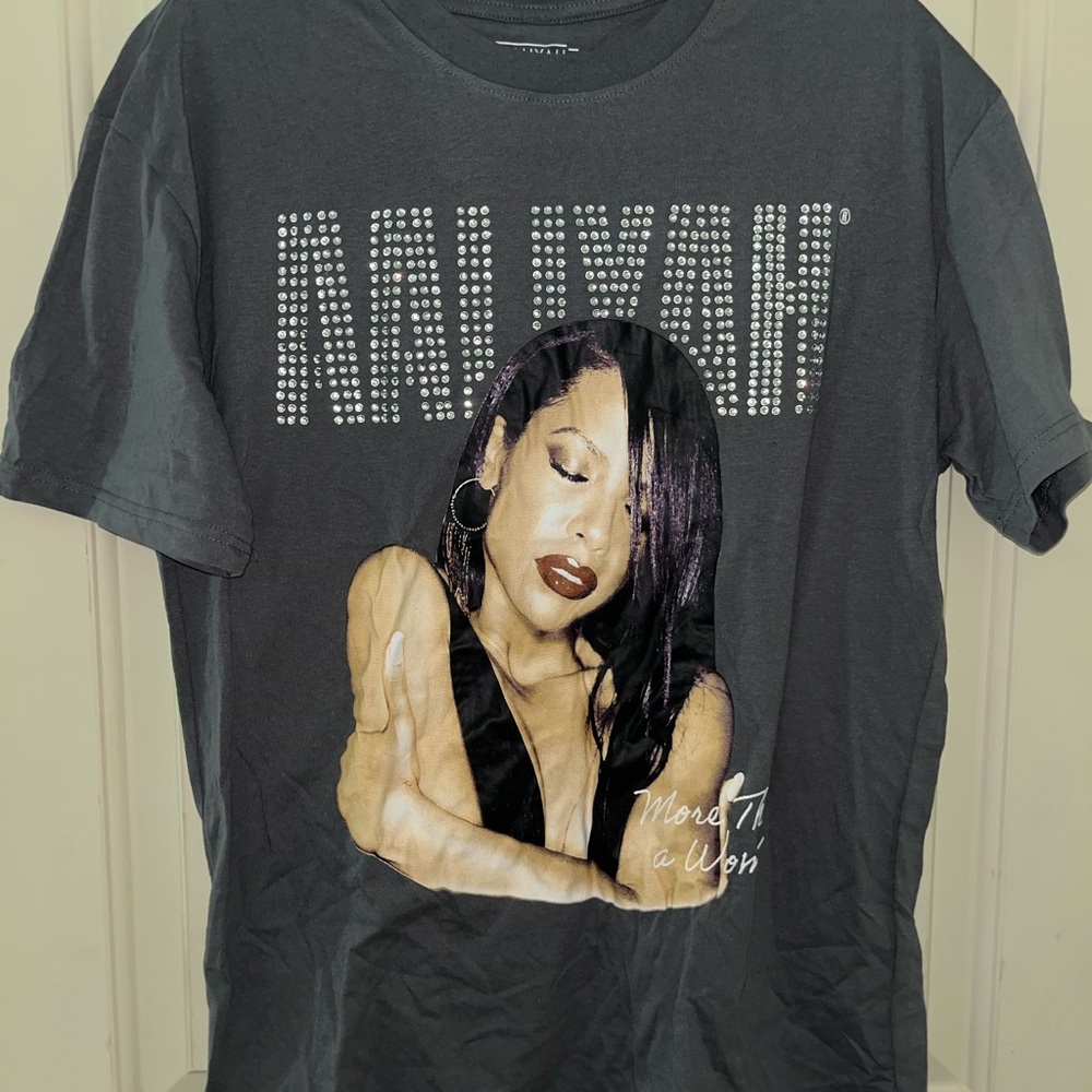 Gray Graphic Women's Top